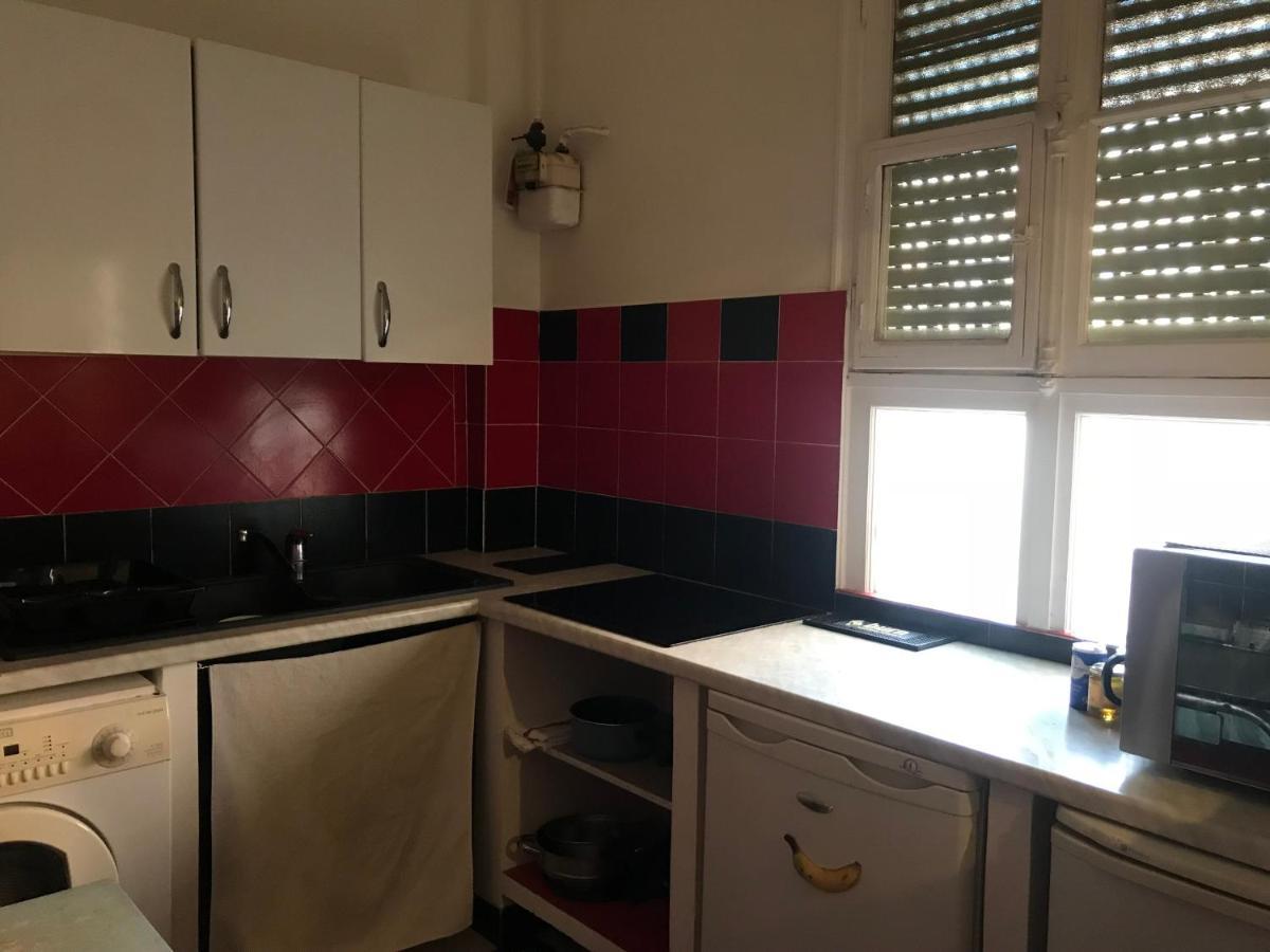 Pres De La Plage Ensoleille Apartment Juan-les-Pins Bagian luar foto